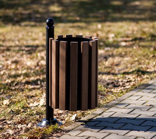 Kosz miejsko-parkowy GENEWA WPC